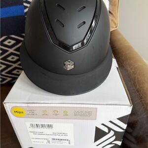 Charles Owen Kylo Helmet with MIPS Technology